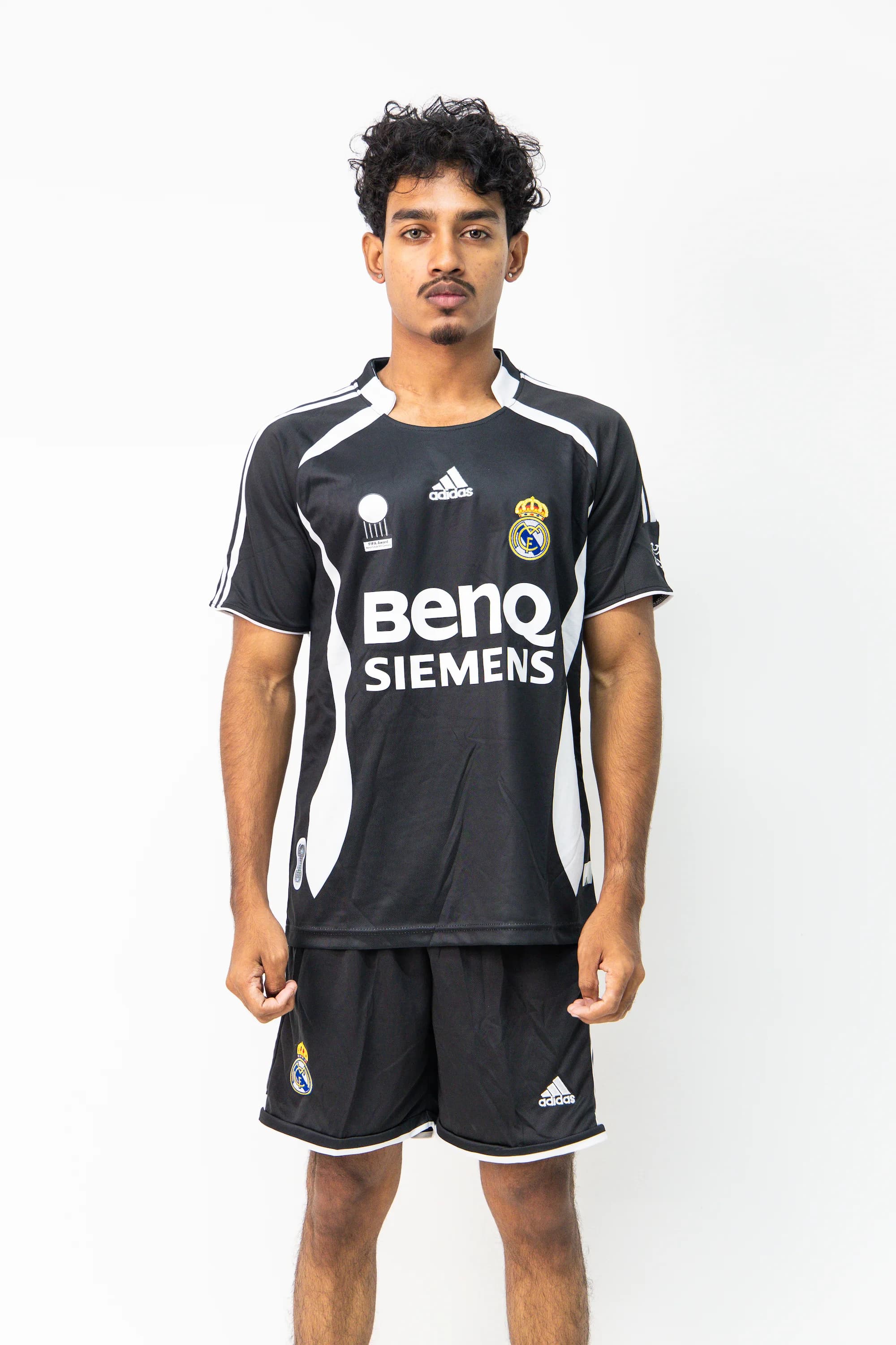 Real Madrid 06/07 Away kit